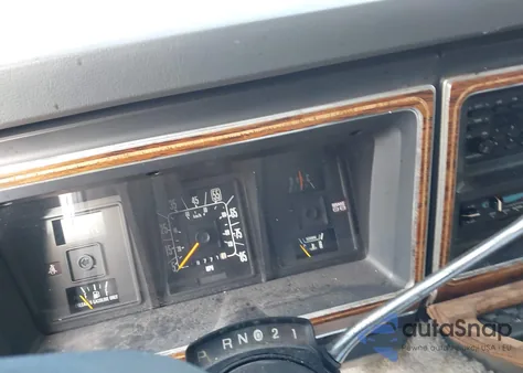 1990 Ford Econoline E150 Van из США, поврежденный, VIN 1FDEE14H3LHB25315